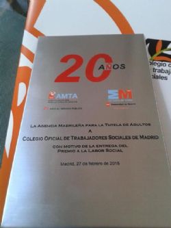 El Colegio , premio labor social de AMTA CM por la labor de las/os trabajadores/as sociales