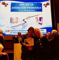 Nuestra compañera Mª José Belda Prado recibe un reconocimiento del Consejero de Sanidad el "Día de Atención Primaria 2018"