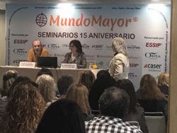  "Trabajo Social en el ámbito de la salud mental", lema principal de la celebración del Seminario de Mundo Mayor. 